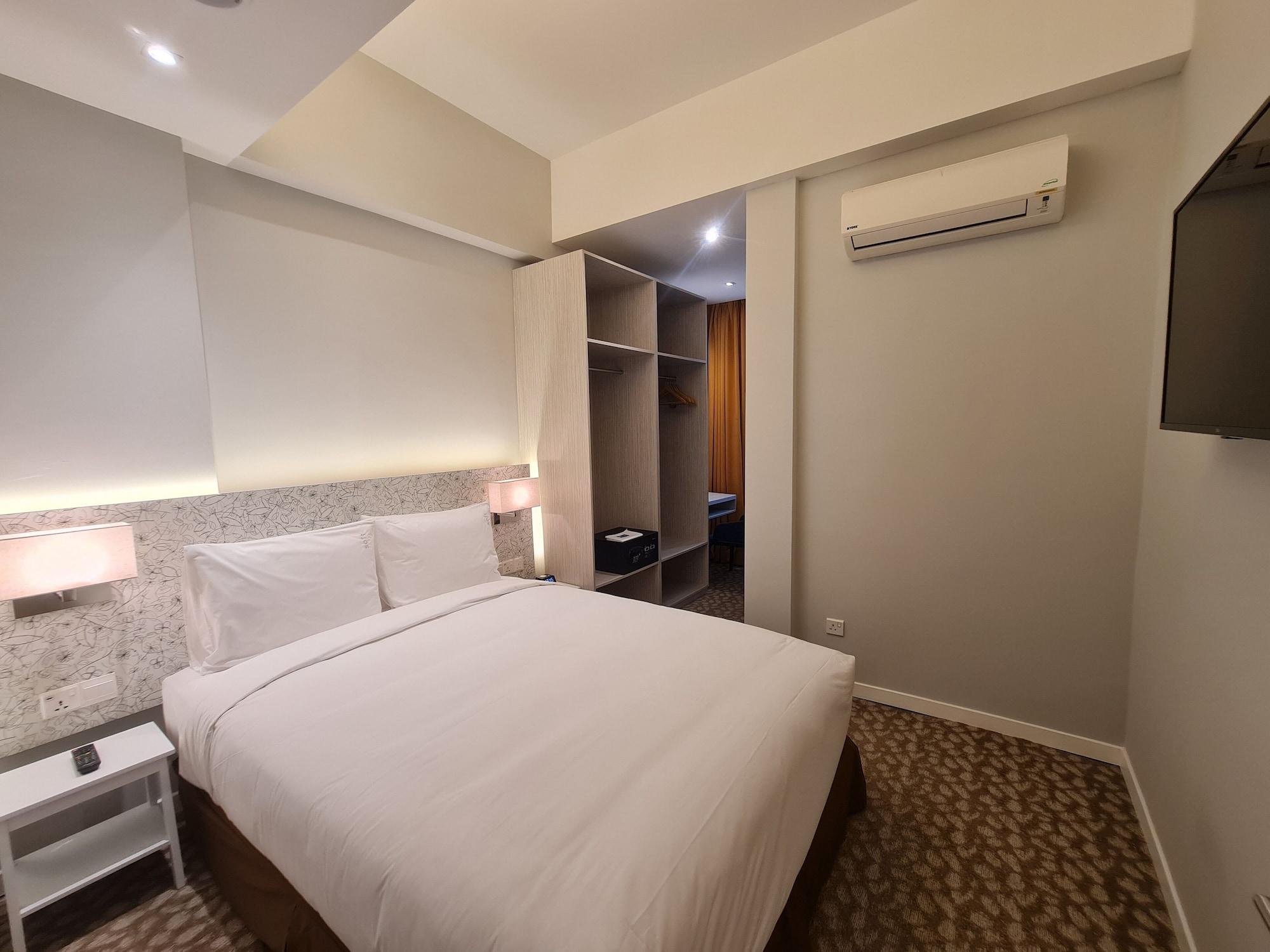 Holiday Inn Express & Suites Johor Bahru, An Ihg Hotel Exterior foto