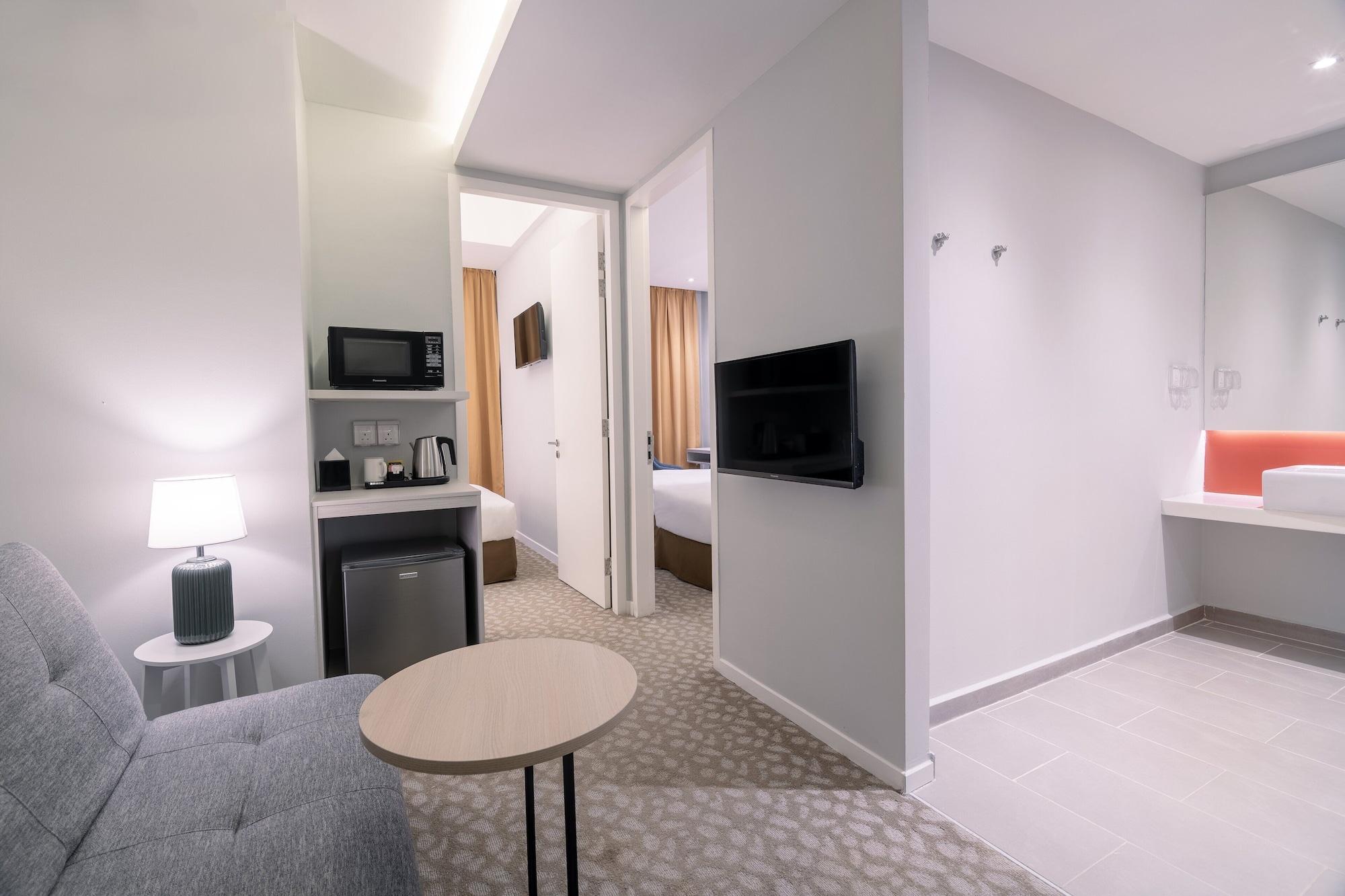 Holiday Inn Express & Suites Johor Bahru By Ihg Exterior foto